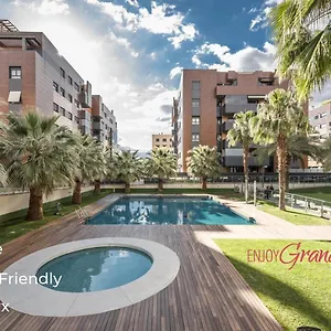Apartamento Enjoygranada Emir 3a - Piscina, Gym & Parking, Granada